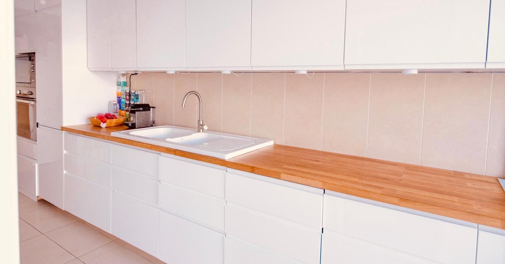 2 Private Bedrooms, Montparnasse Station ปารีส ภายนอก รูปภาพ